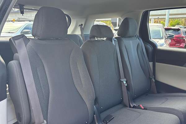 2022 Kia Carnival S KA4