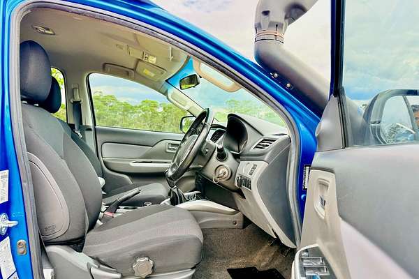 2017 Mitsubishi Triton GLX MQ 4X4