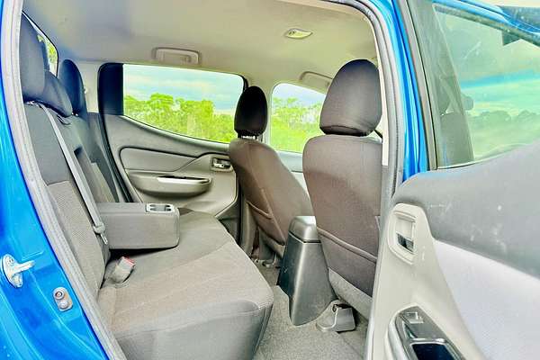 2017 Mitsubishi Triton GLX MQ 4X4