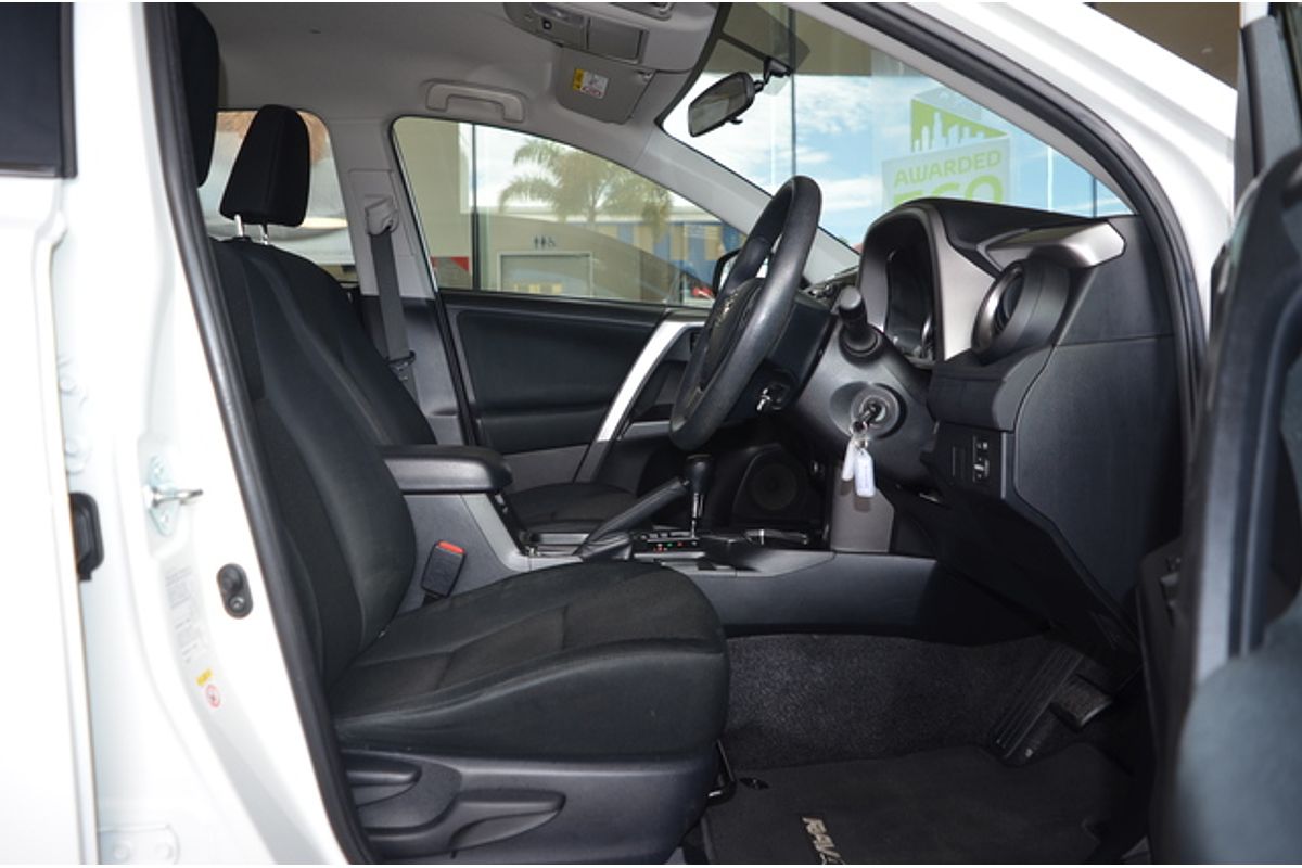 2017 Toyota RAV4 GX ZSA42R