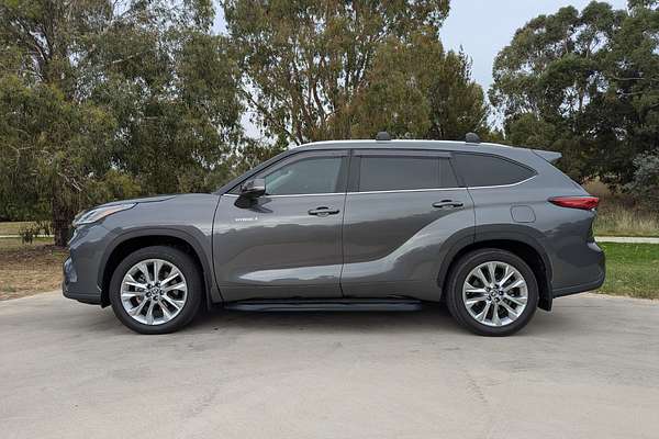 2022 Toyota Kluger Grande AXUH78R