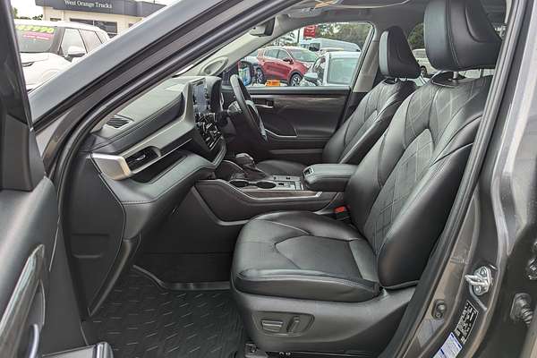2022 Toyota Kluger Grande AXUH78R