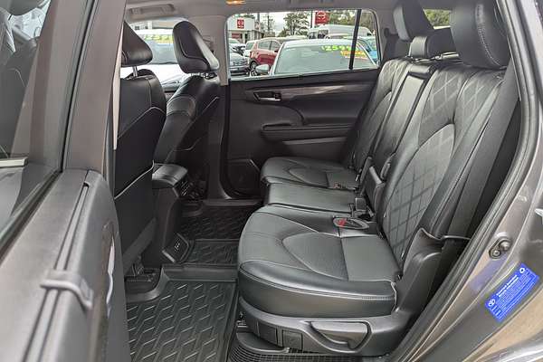 2022 Toyota Kluger Grande AXUH78R