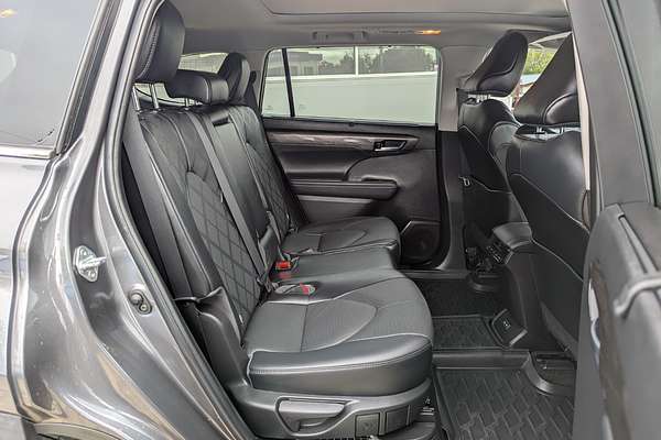 2022 Toyota Kluger Grande AXUH78R