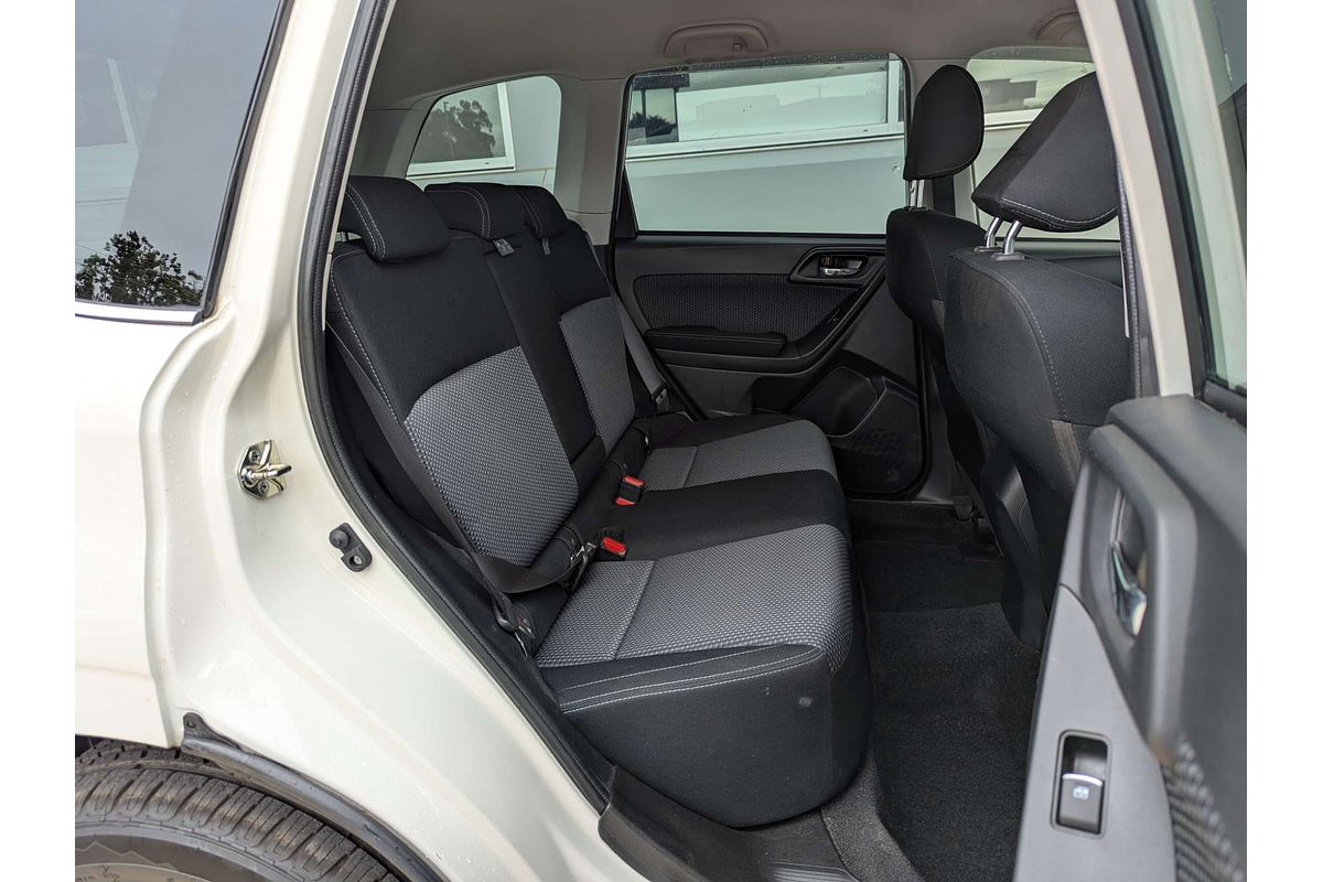 2017 Subaru Forester 2.5i-L S4