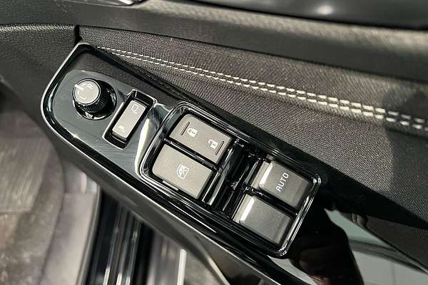 2025 Isuzu D-MAX LS-U 4X4