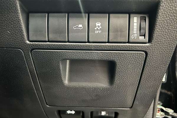 2025 Isuzu D-MAX LS-U 4X4