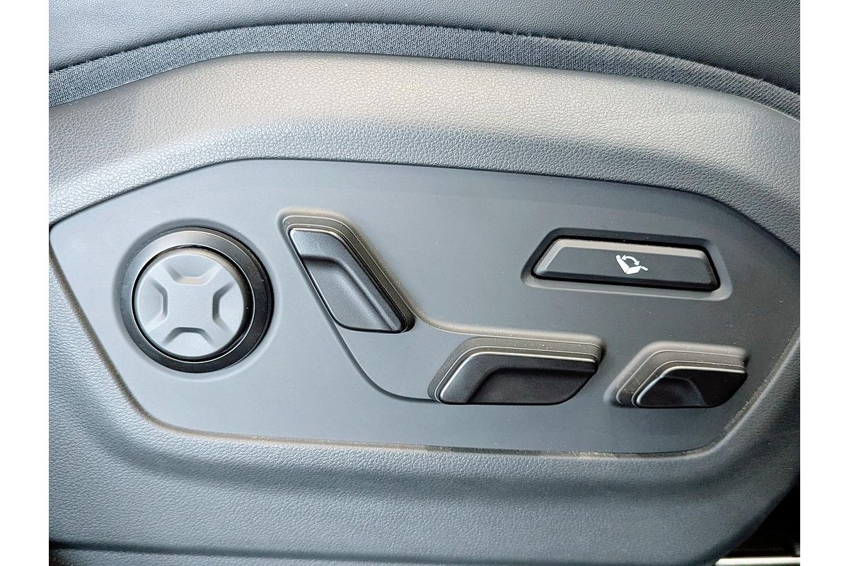2024 Hyundai Santa Fe Hybrid Calligraphy MX5.V1