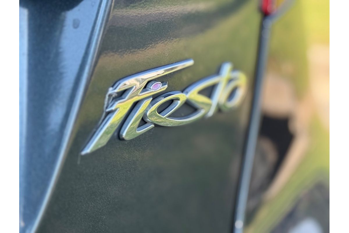 2012 Ford Fiesta LX WT