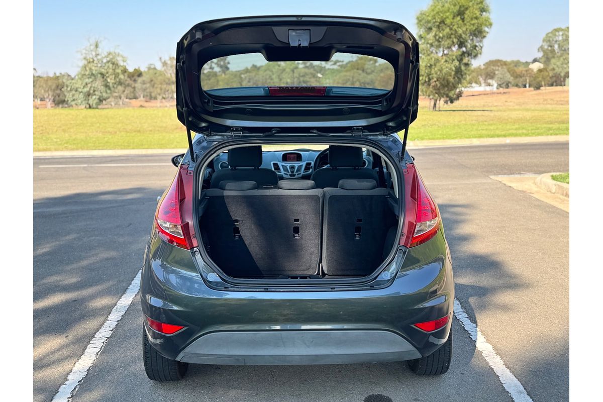 2012 Ford Fiesta LX WT