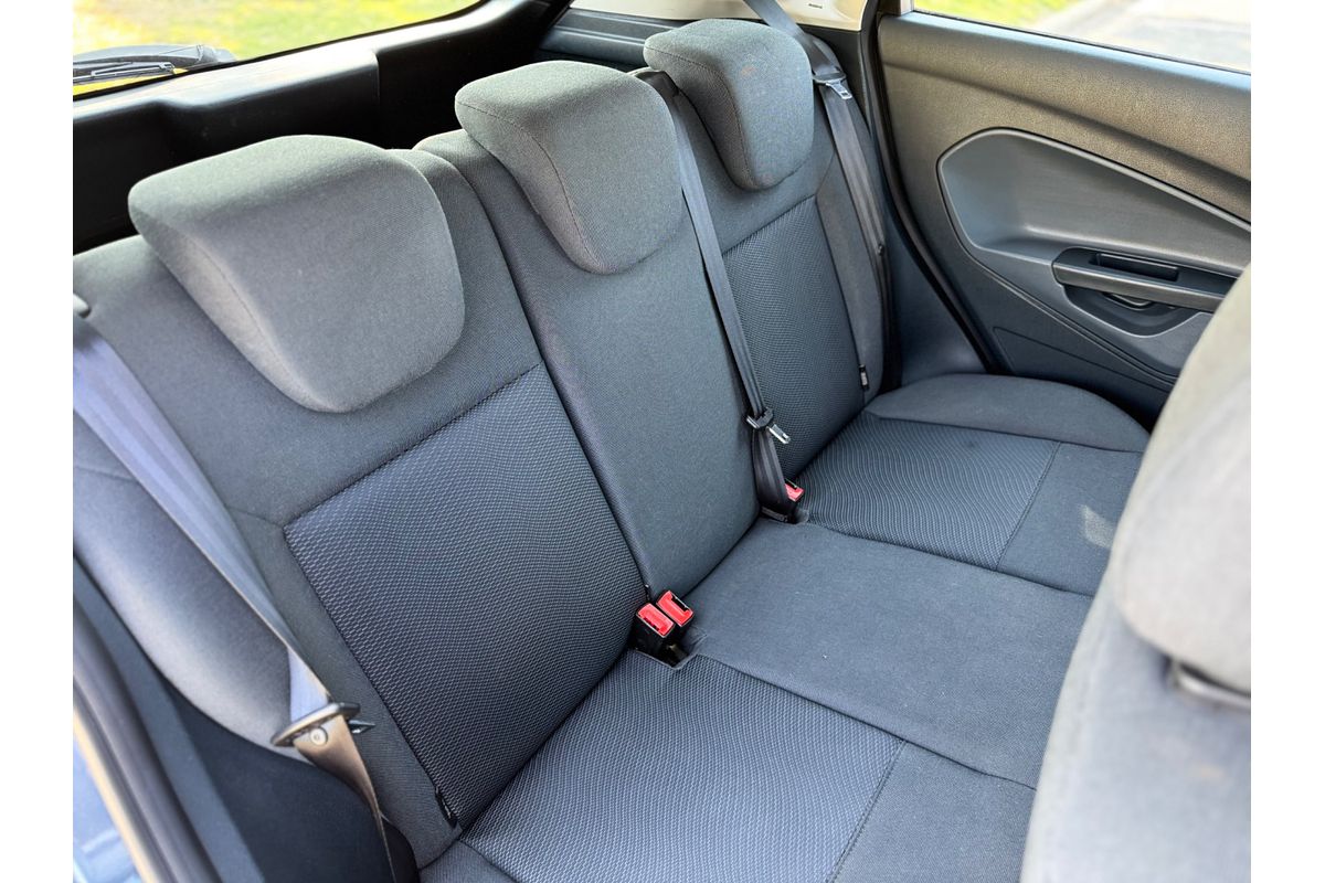 2012 Ford Fiesta LX WT