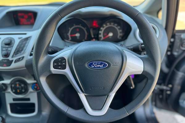 2012 Ford Fiesta LX WT
