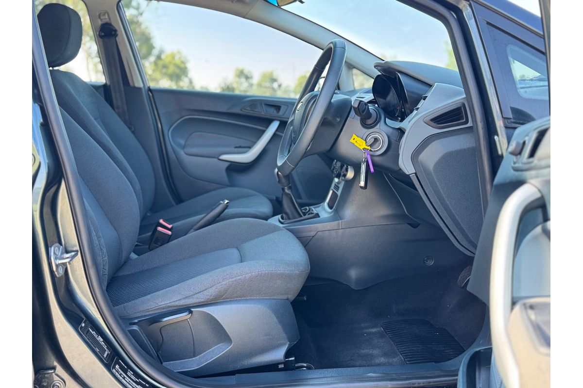 2012 Ford Fiesta LX WT