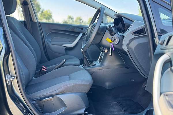 2012 Ford Fiesta LX WT