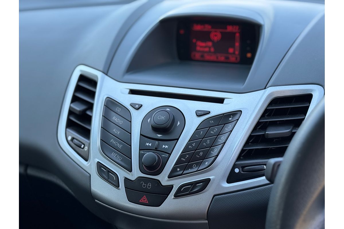 2012 Ford Fiesta LX WT