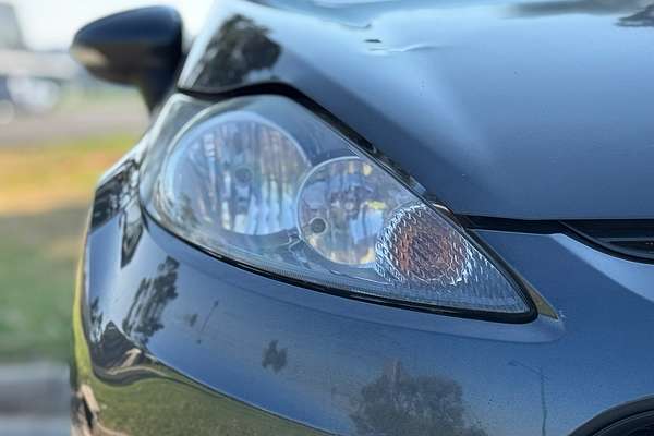 2012 Ford Fiesta LX WT