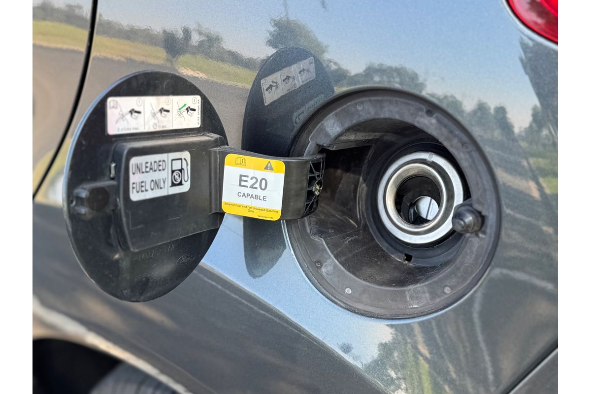 2012 Ford Fiesta LX WT