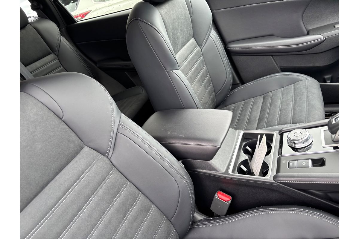 2024 Mitsubishi Outlander Aspire ZM