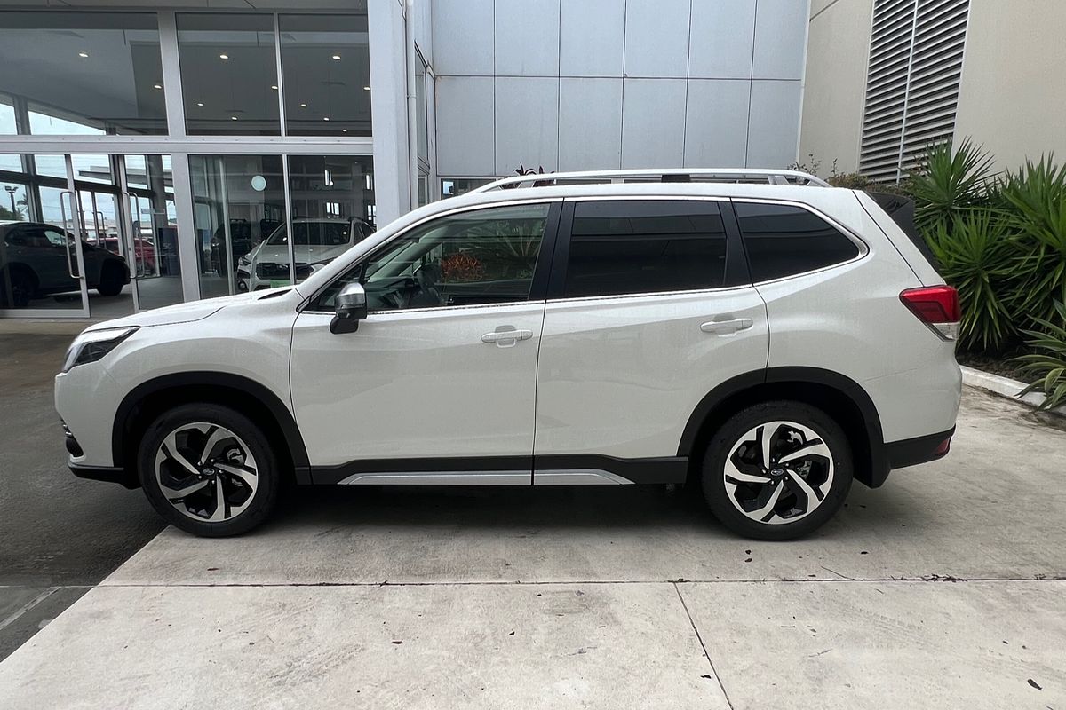 2024 Subaru Forester 2.5i-S S5