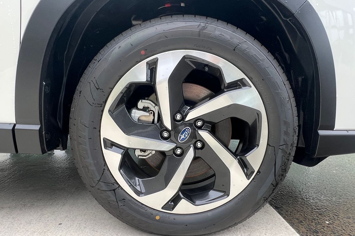 2024 Subaru Forester 2.5i-S S5