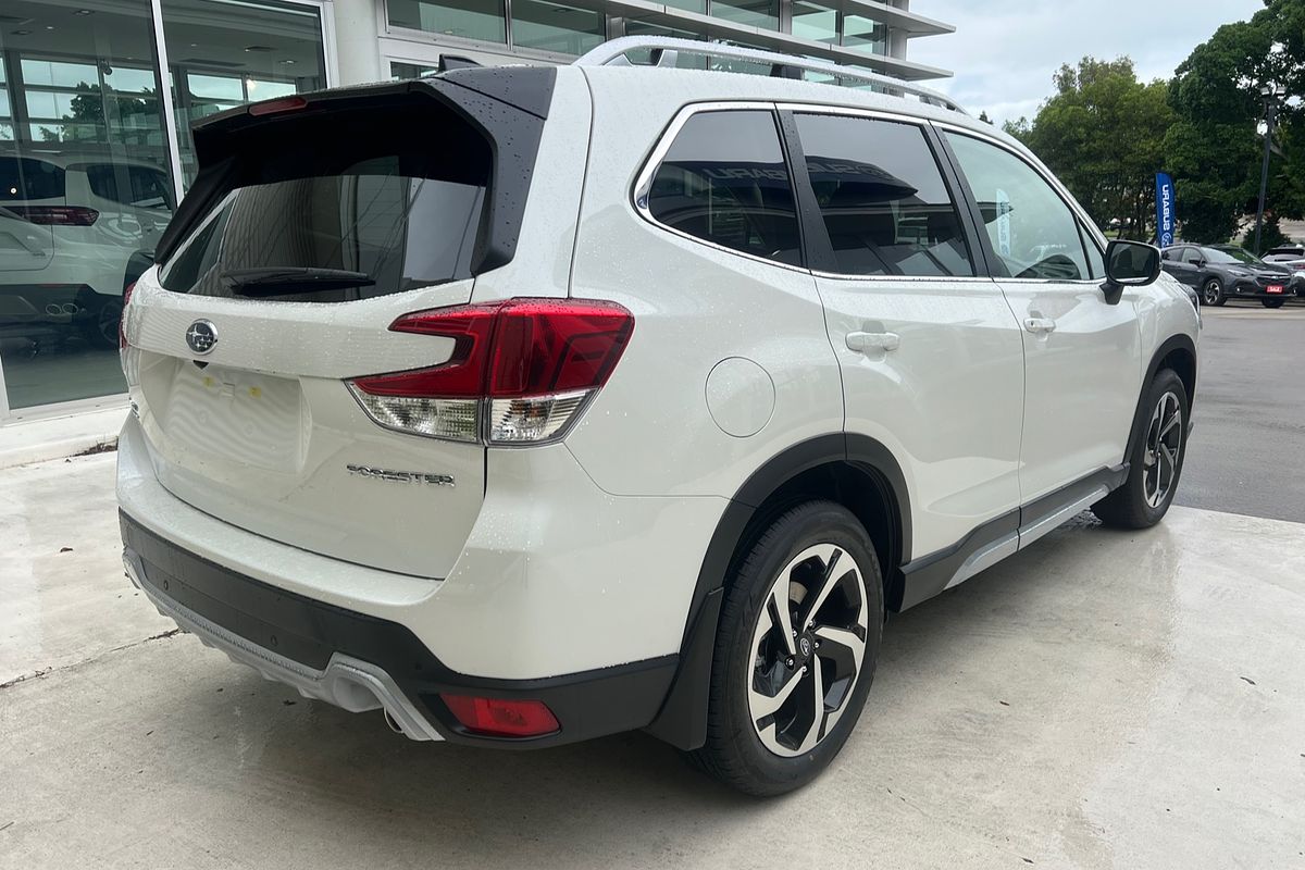 2024 Subaru Forester 2.5i-S S5