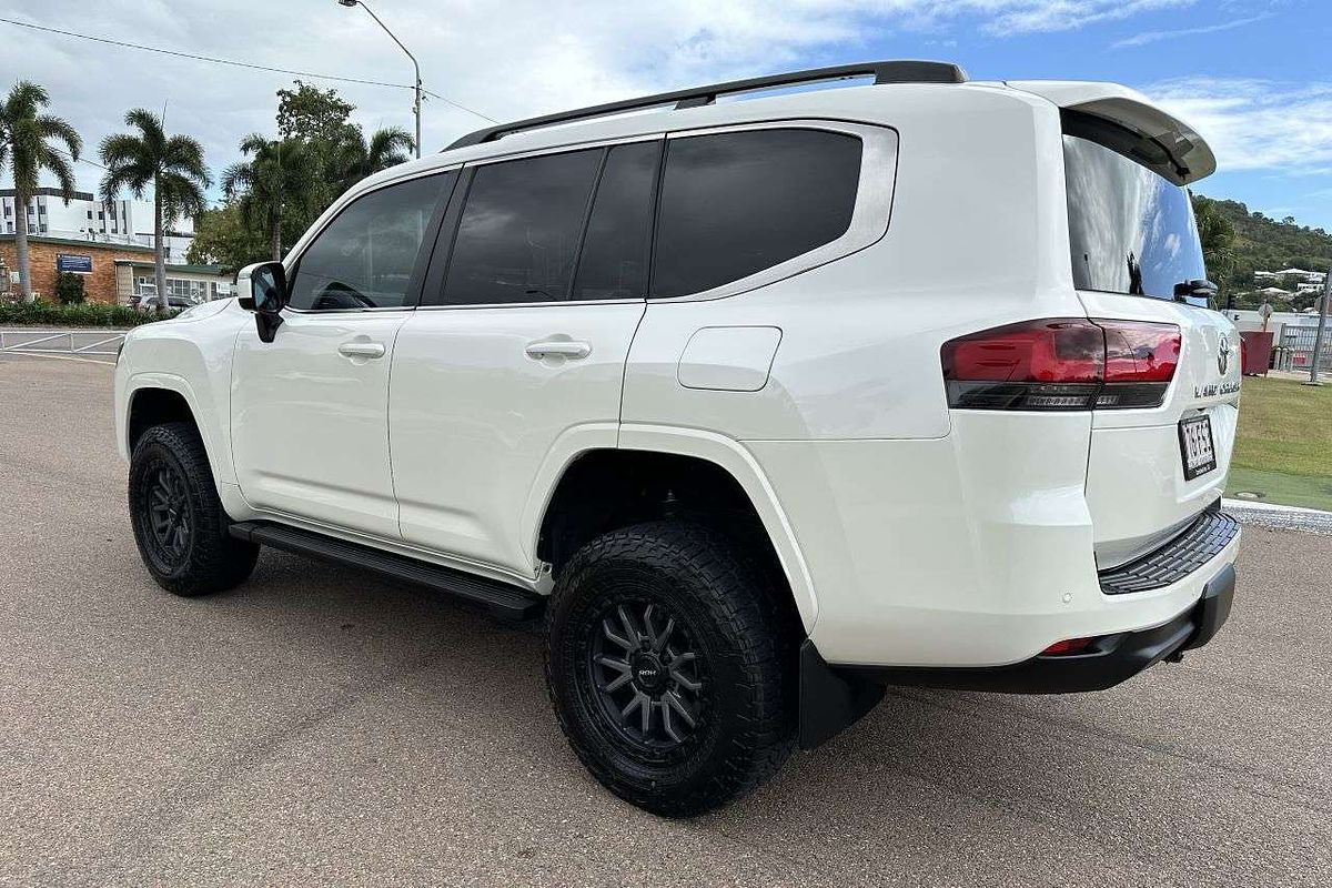 2022 Toyota Landcruiser VX FJA300R