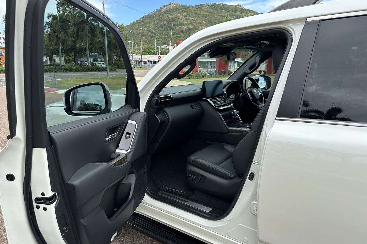 2022 Toyota Landcruiser VX FJA300R