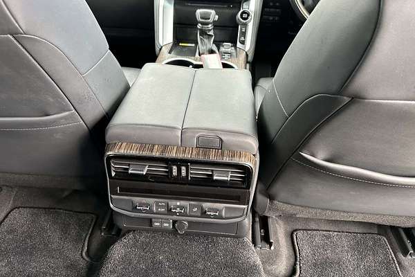 2022 Toyota Landcruiser VX FJA300R