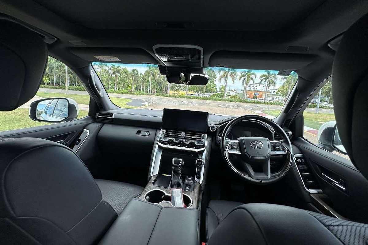 2022 Toyota Landcruiser VX FJA300R