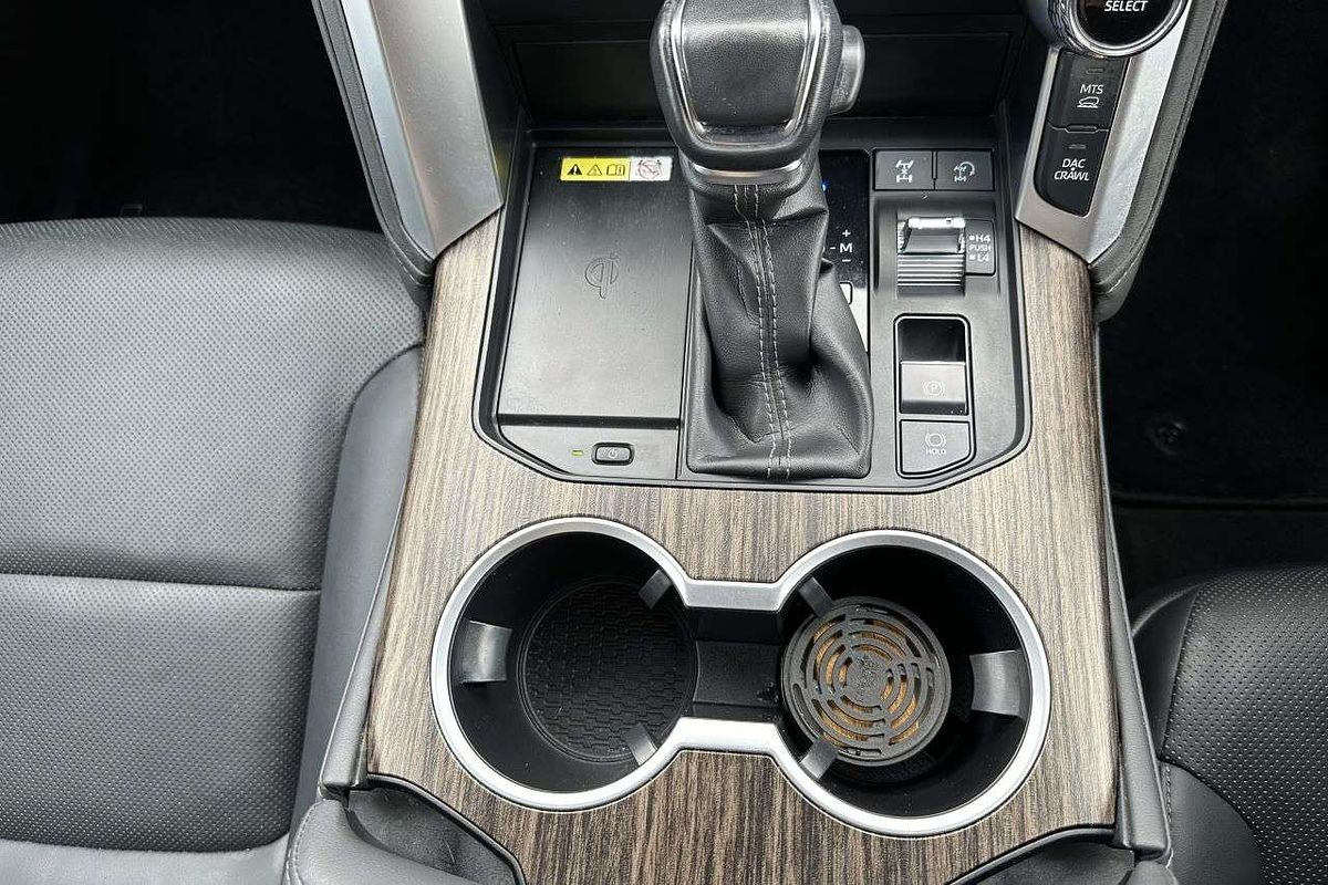 2022 Toyota Landcruiser VX FJA300R