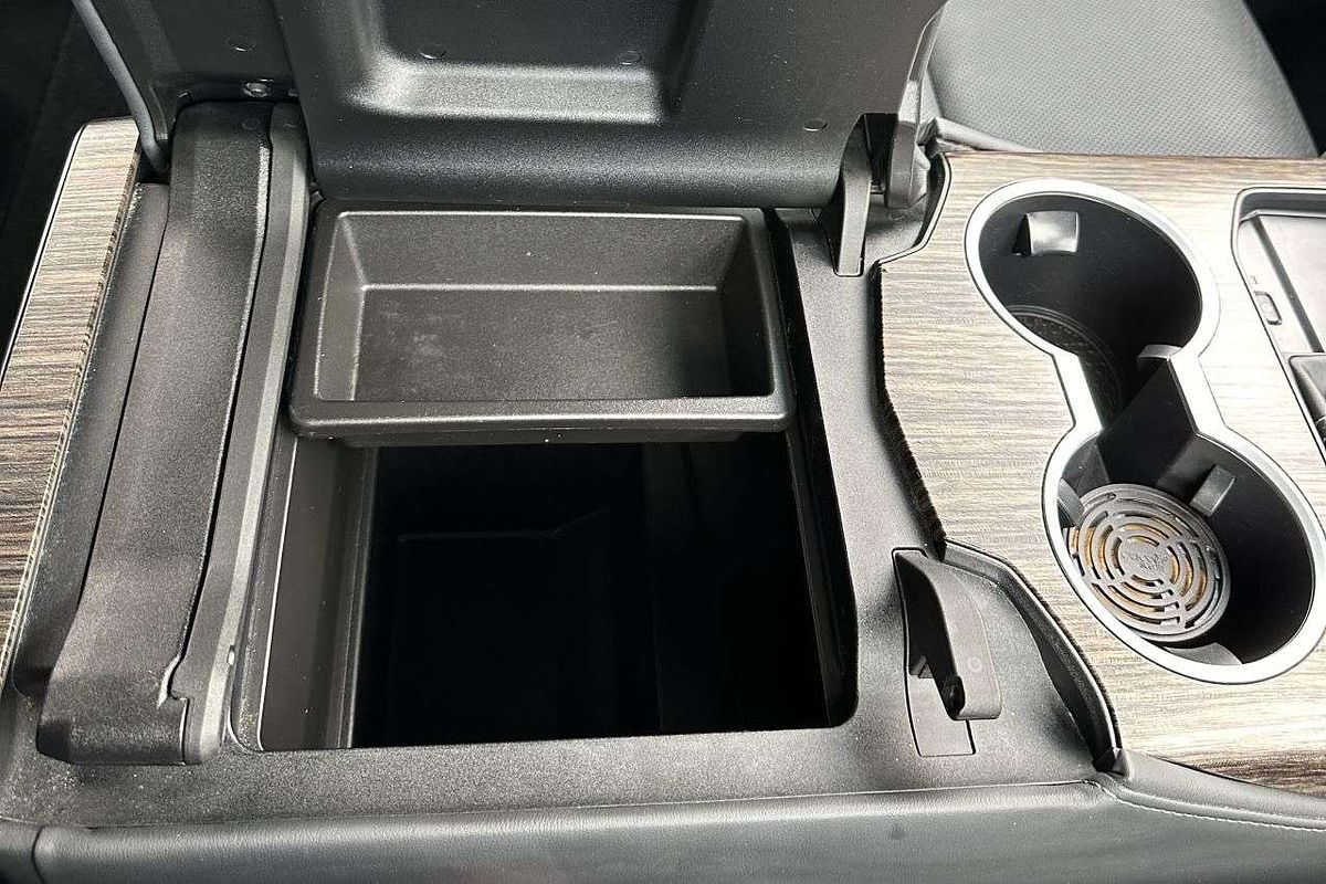 2022 Toyota Landcruiser VX FJA300R