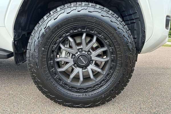 2022 Toyota Landcruiser VX FJA300R