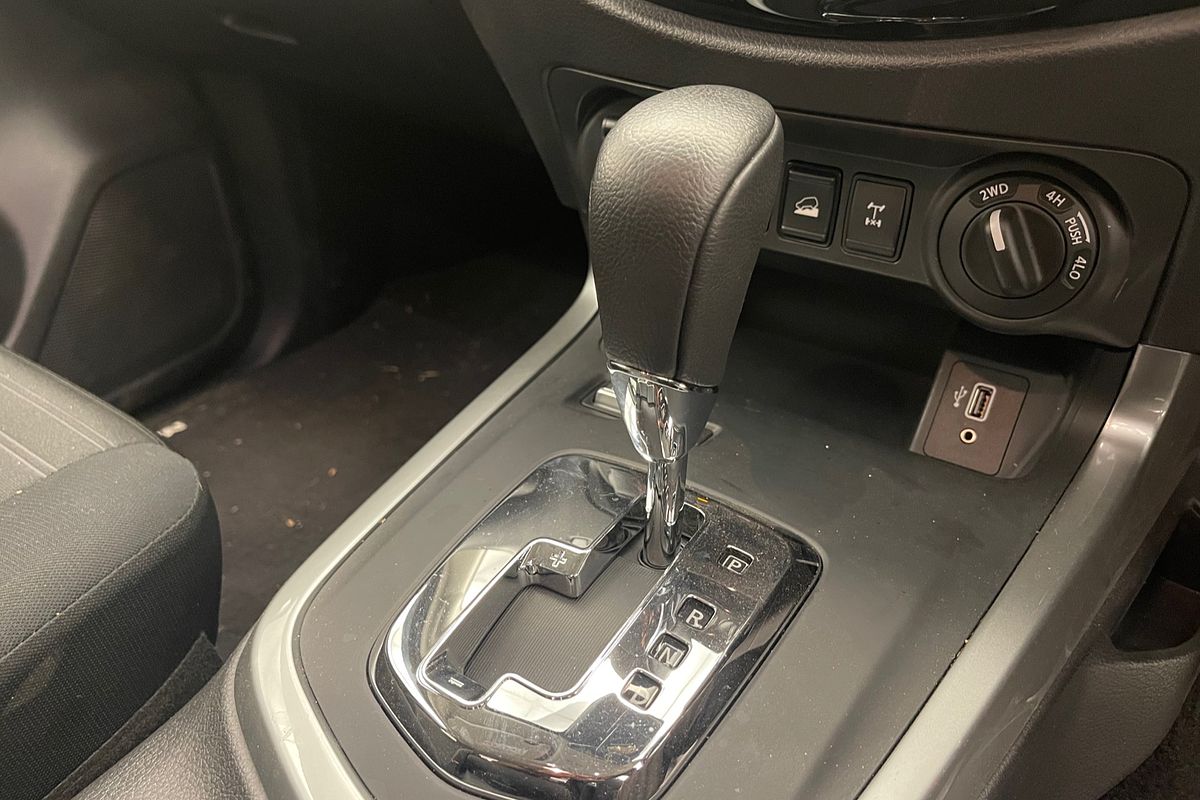 2023 Nissan Navara ST D23 4X4