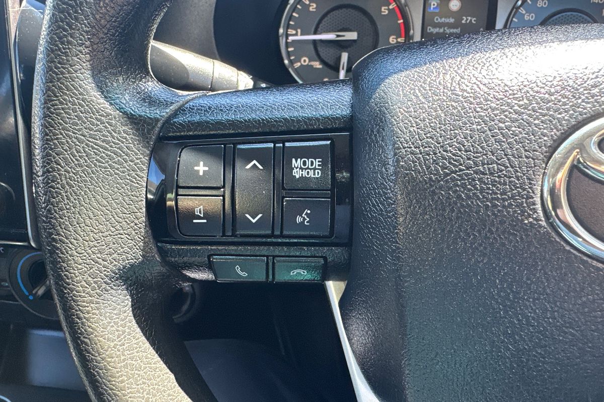 2021 Toyota Hilux SR GUN126R 4X4