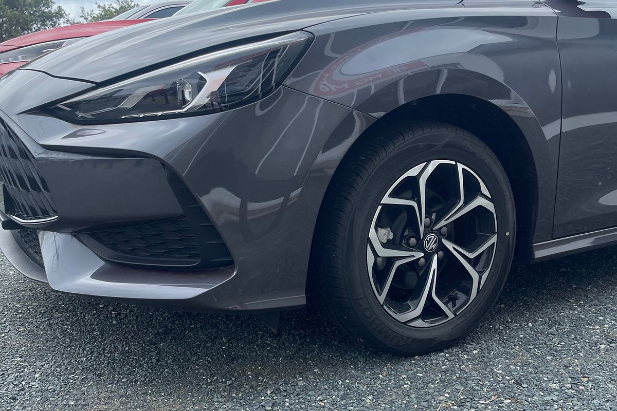 2024 MG MG5