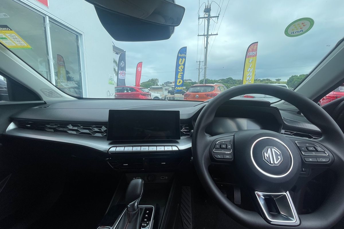 2024 MG MG5