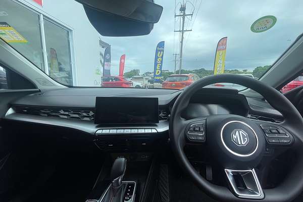 2024 MG MG5