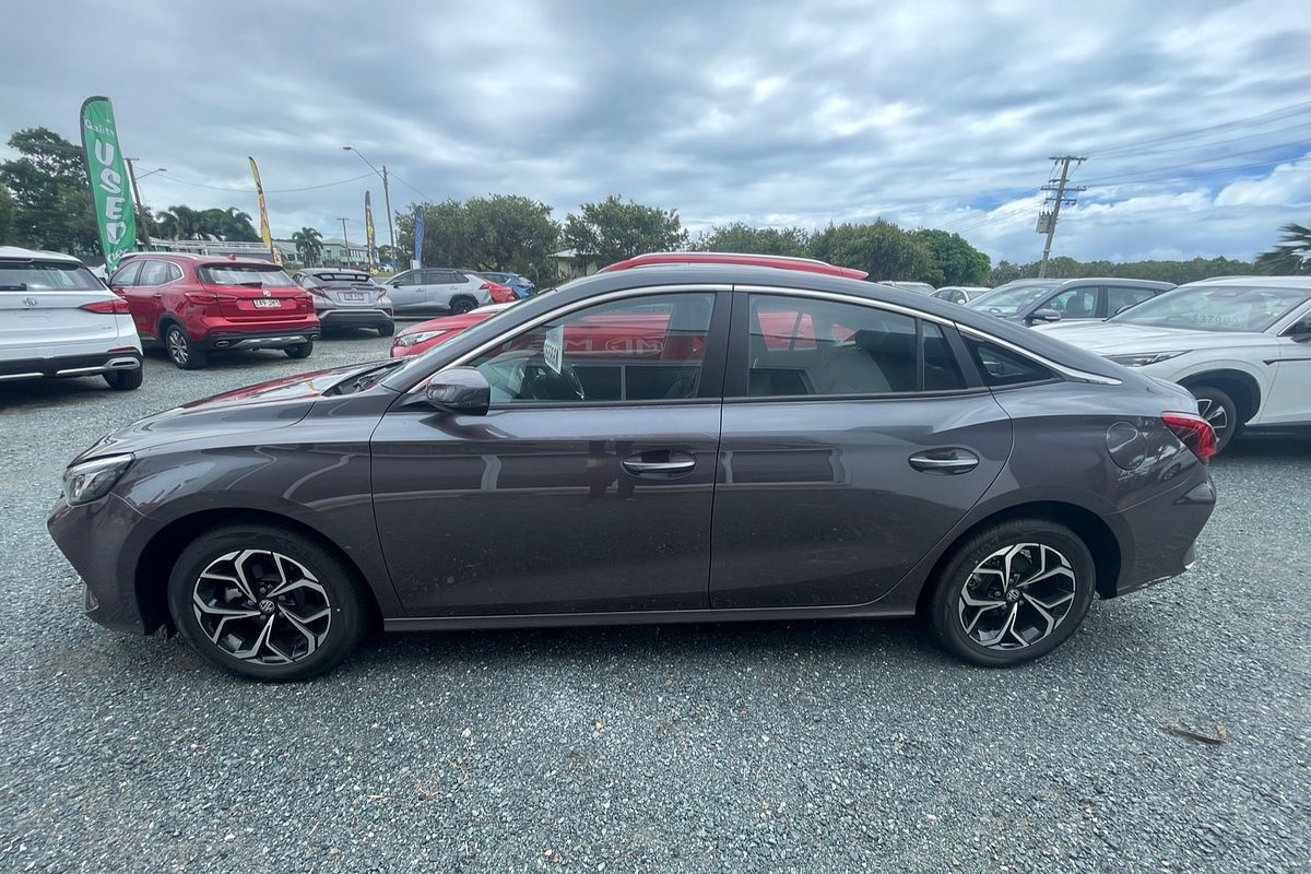 2024 MG MG5