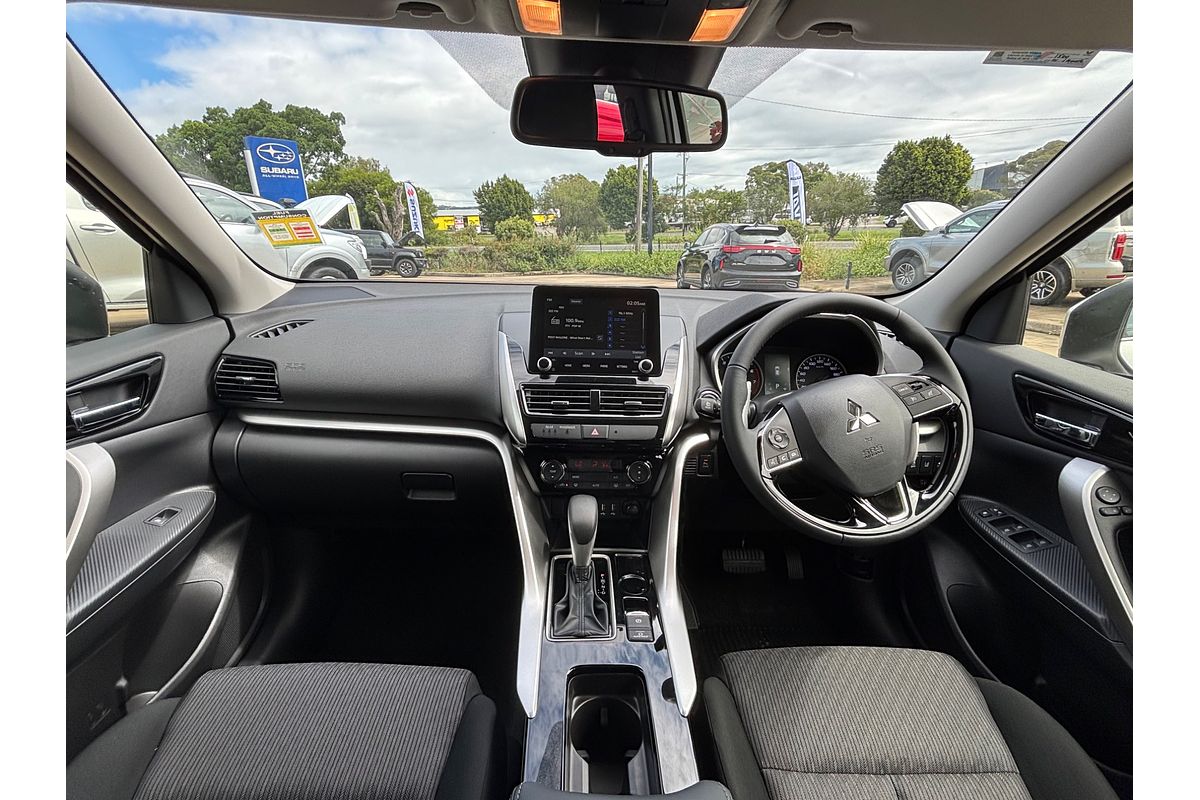2024 Mitsubishi Eclipse Cross LS YB