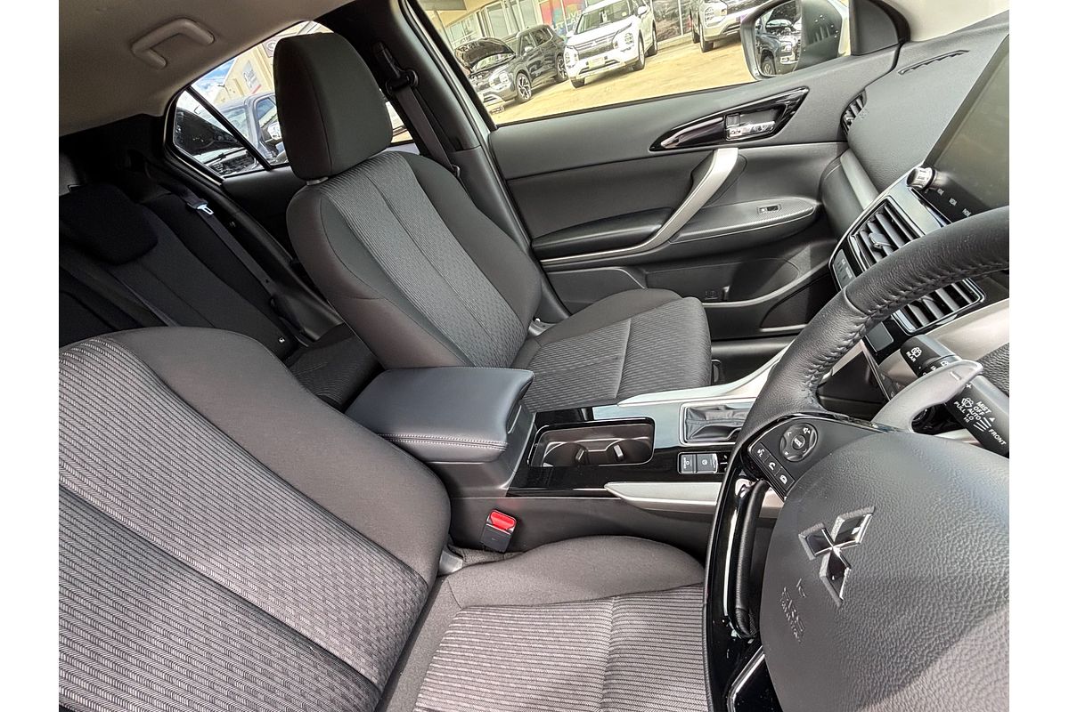 2024 Mitsubishi Eclipse Cross LS YB