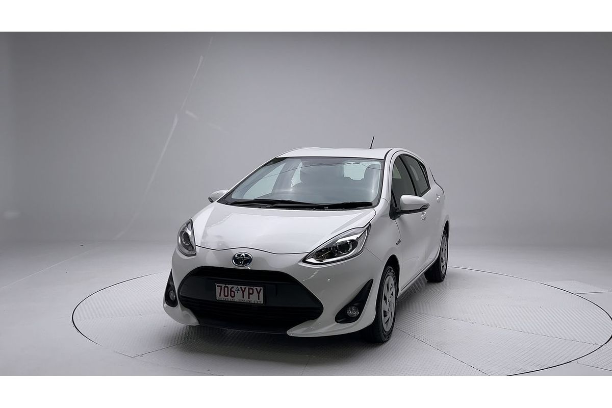 2018 Toyota Prius C NHP10R