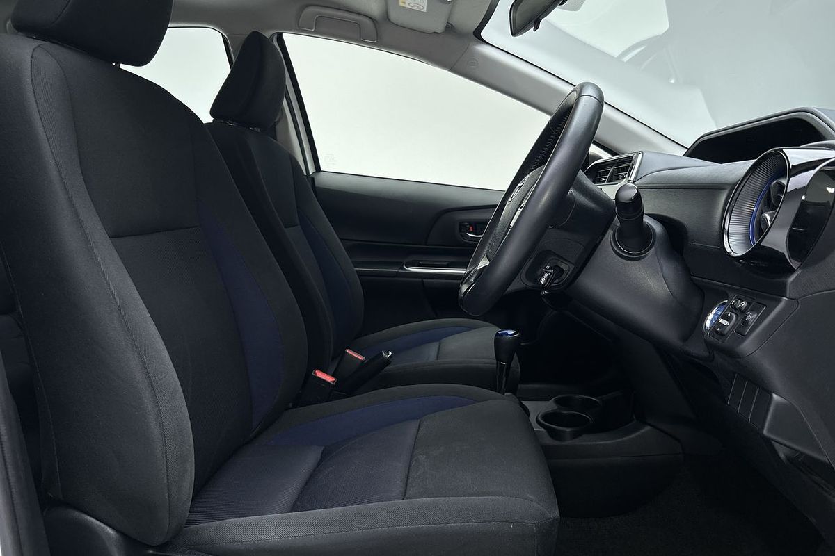 2018 Toyota Prius C NHP10R