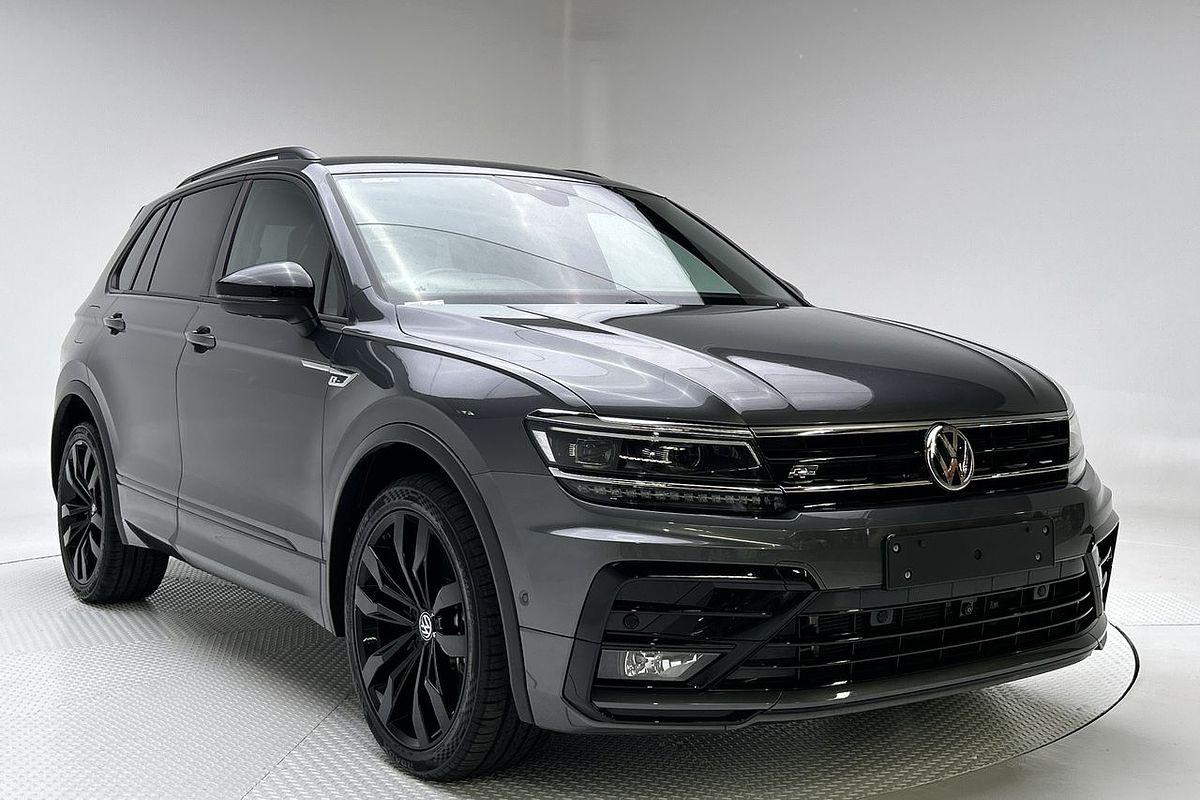 2018 Volkswagen Tiguan Wolfsburg Edition 5N