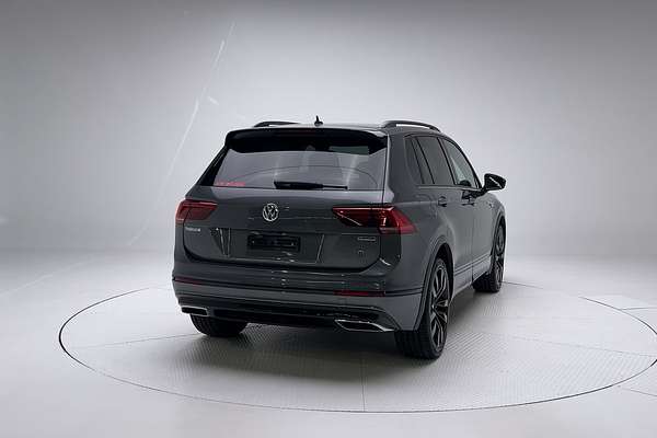 2018 Volkswagen Tiguan Wolfsburg Edition 5N