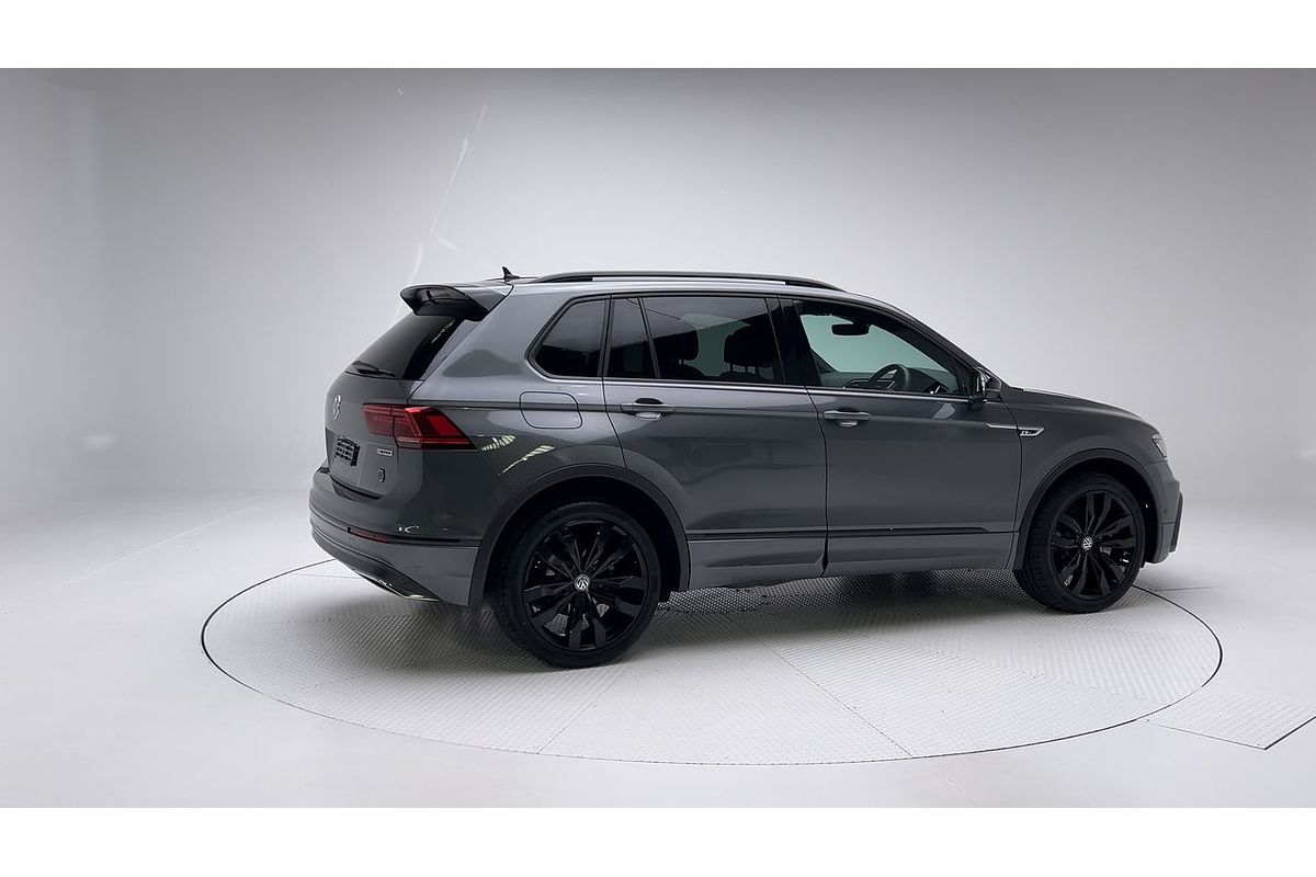 2018 Volkswagen Tiguan Wolfsburg Edition 5N