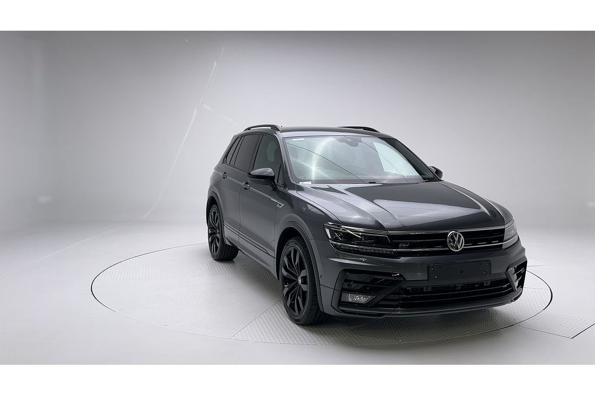 2018 Volkswagen Tiguan Wolfsburg Edition 5N