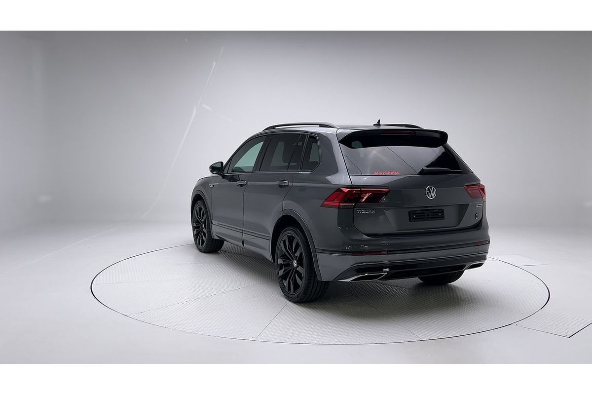 2018 Volkswagen Tiguan Wolfsburg Edition 5N