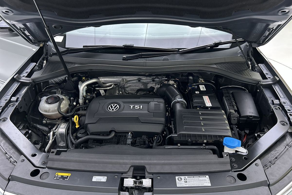 2018 Volkswagen Tiguan Wolfsburg Edition 5N