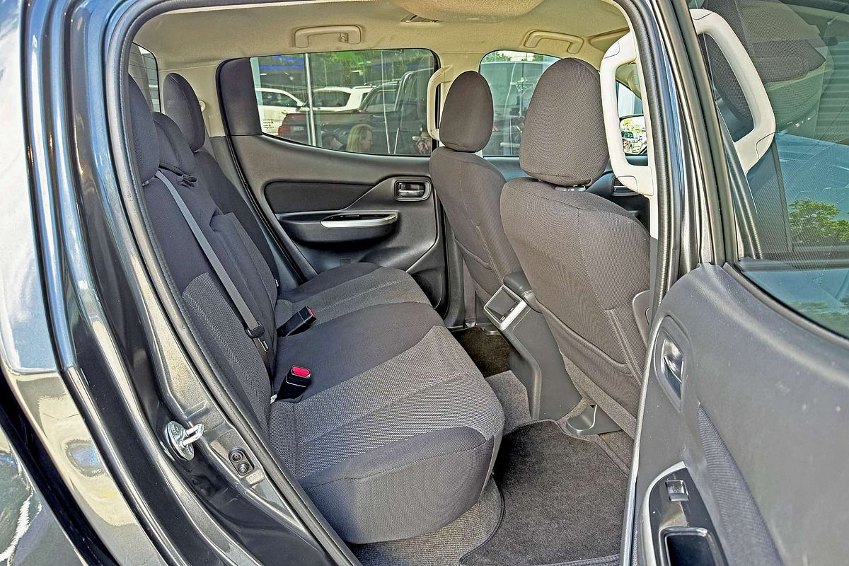 2019 Mitsubishi Triton GLS MR 4X4