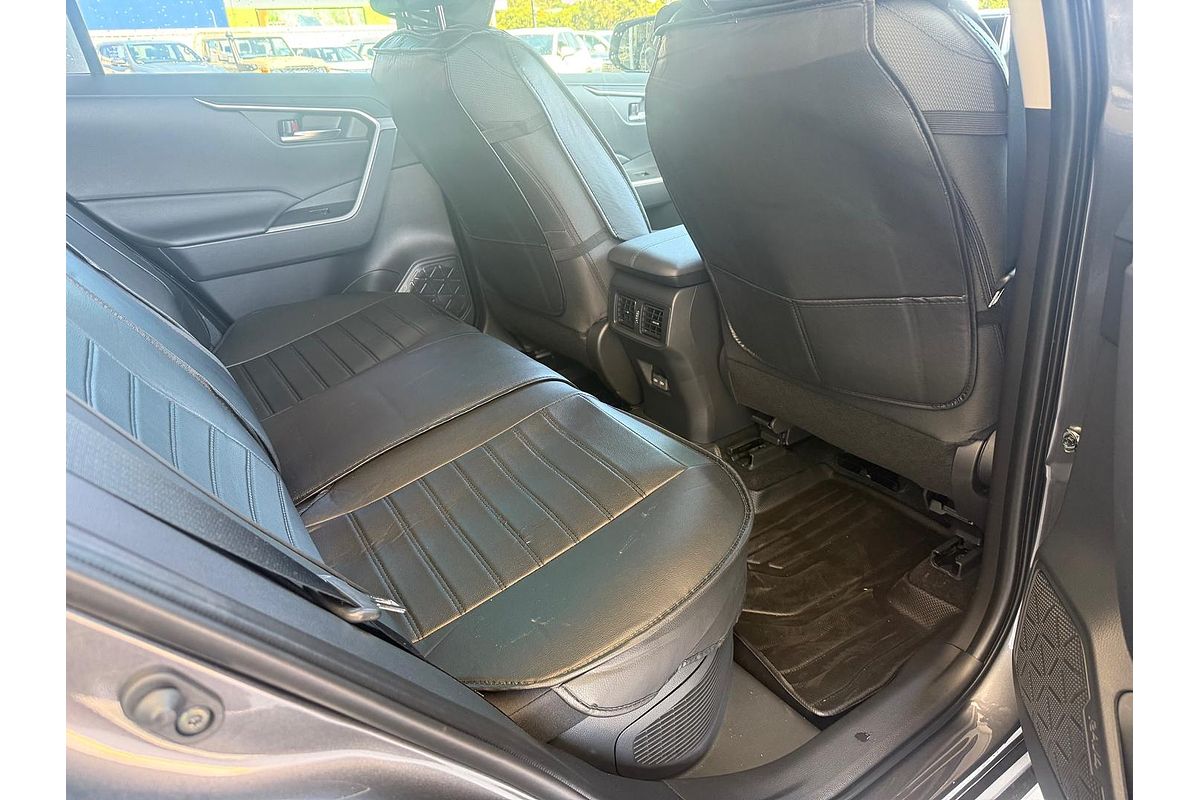 2025 Toyota RAV4 GXL AXAH52R